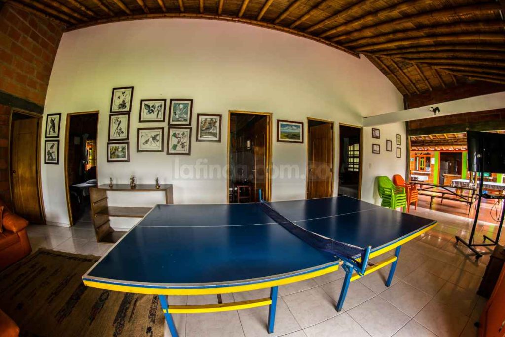 Fincas turísticas en Quindío para grupos grandes - Montenegro Pitaya