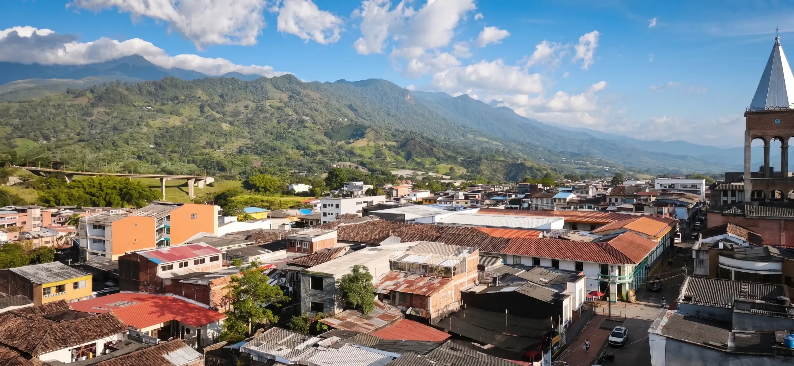 Paisaje natural de Calarca para contenidos de turismo en Calarca, Quindio y el Eje Cafetero