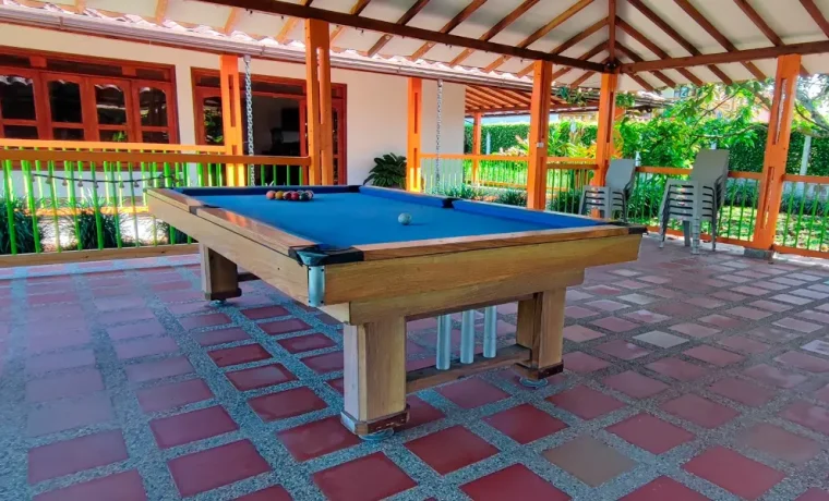 Mesa de billar en finca de La Tebaida
