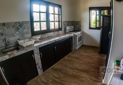 Cocina o terraza social de Finca Quimbaya Anturio, con ambiente campestre