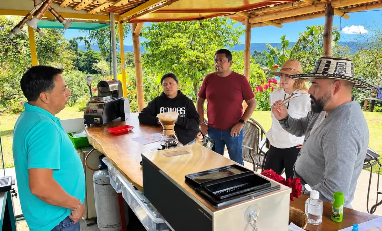 Experiencia cafetera rural en Filandia